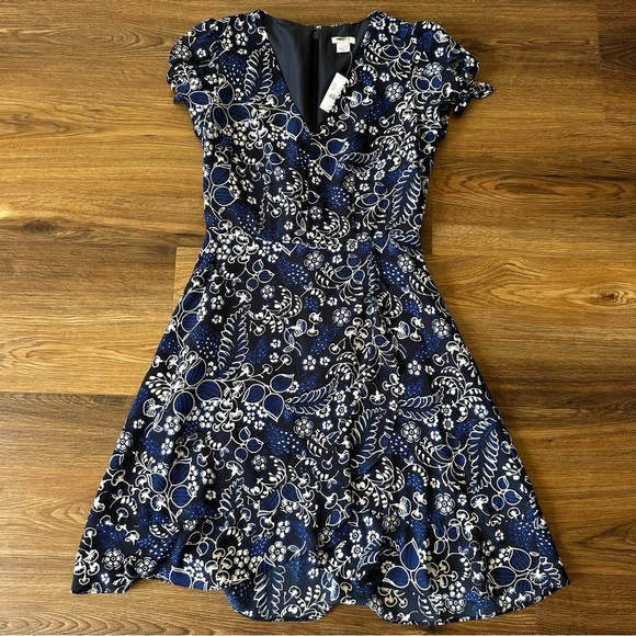 J Crew Womens Floral Faux Wrap Fit and Flare Mini Dress V-Neck Blue Size 00 NEW - Picture 1 of 10